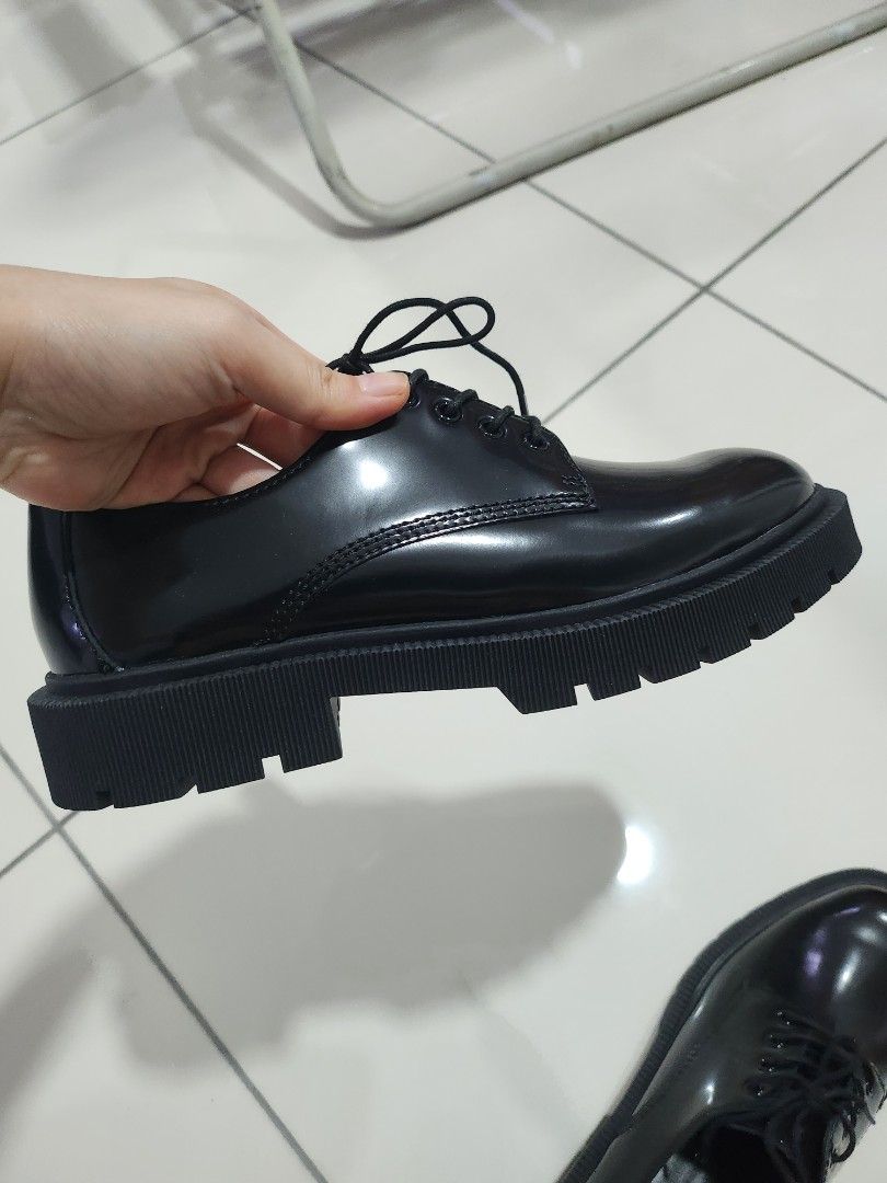 Zara Leather derby shoes with track sole
