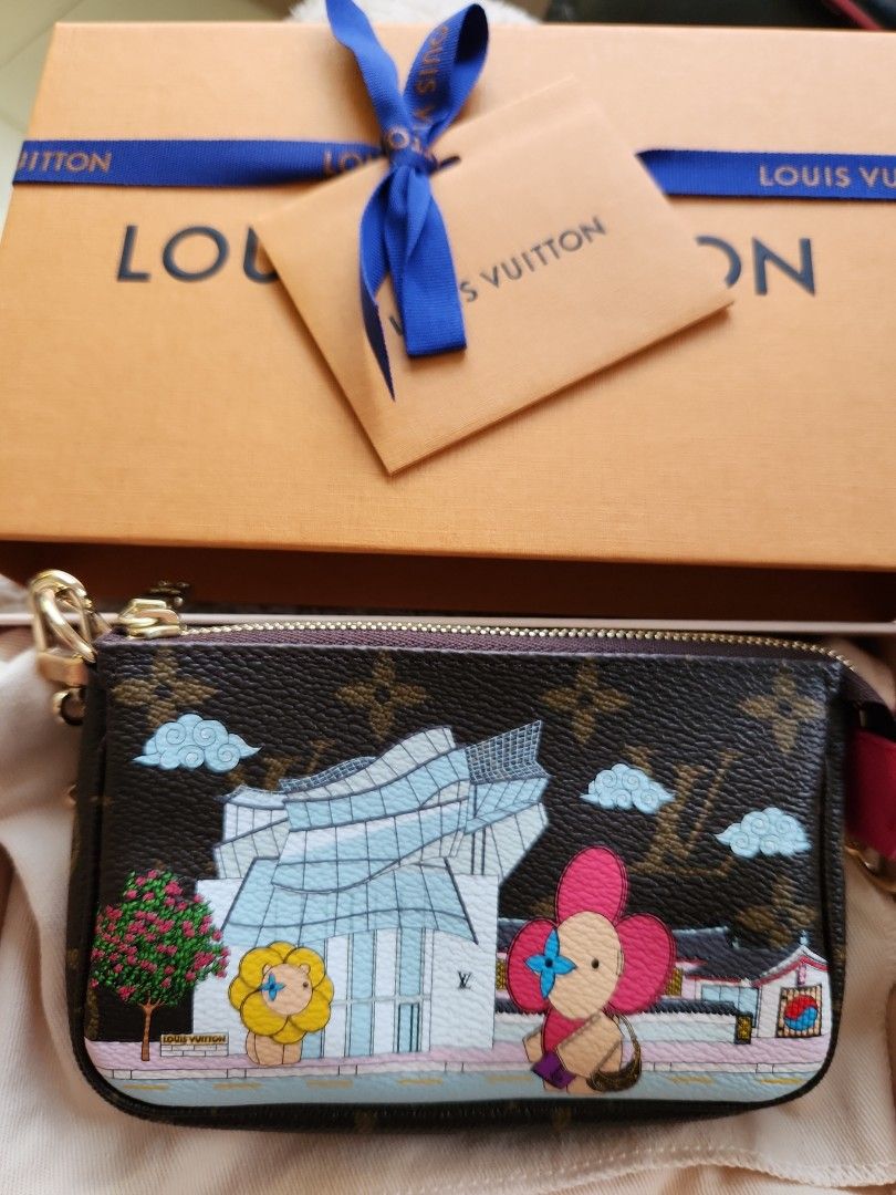 Louis Vuitton Mini Pochette Christmas Animation 2019, Luxury, Bags &  Wallets on Carousell