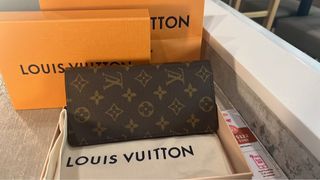 Shop Louis Vuitton BRAZZA Brazza Wallet (M62900, M62900) by SkyNS