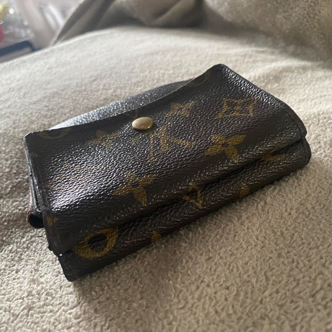 Louis Vuitton Elise Compact Wallet, Luxury, Bags & Wallets on Carousell