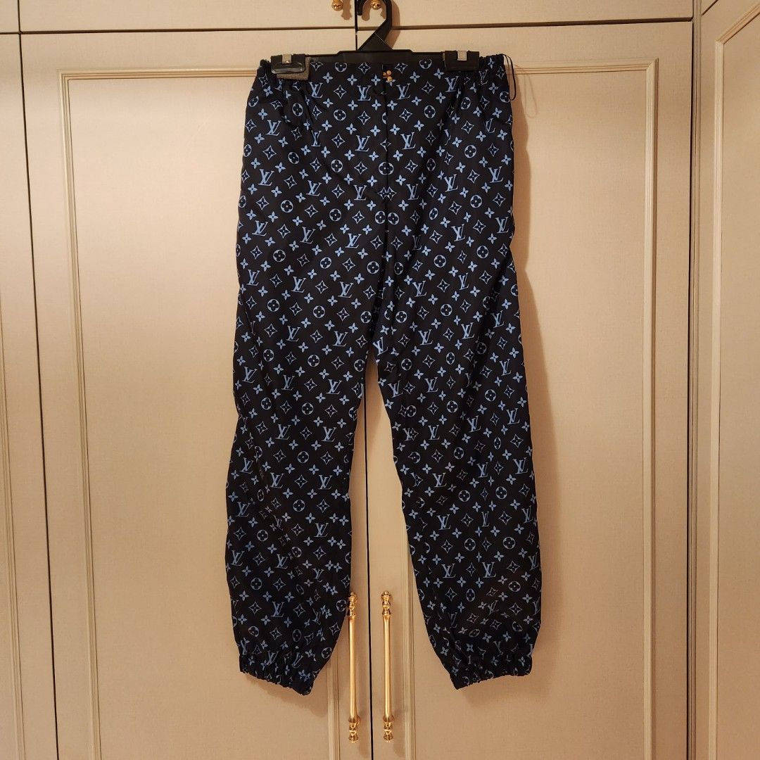 LOUIS VUITTON TRACK PANTS, Women's Fashion, Bottoms, Other Bottoms on  Carousell