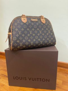 Louis Vuitton Supple Trunk Messenger Epi Leather Black 15635654