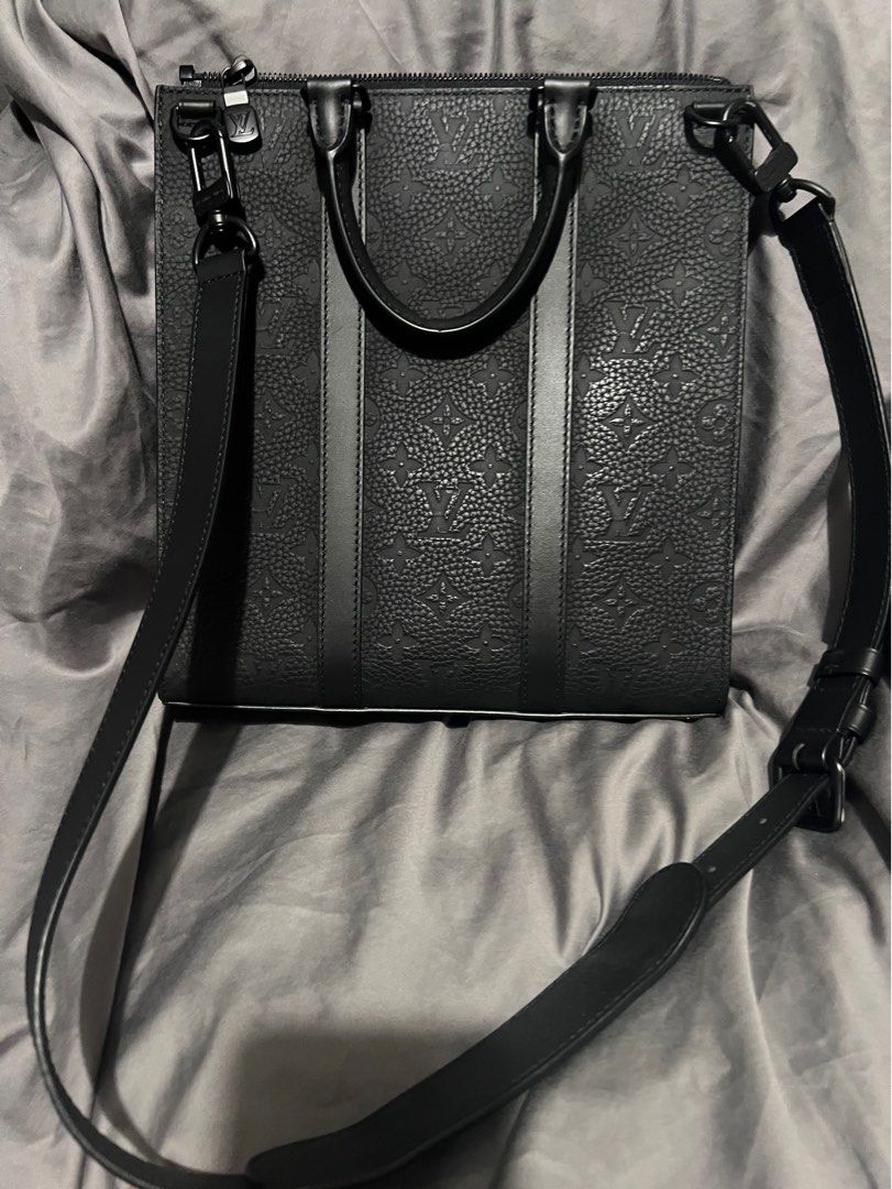 Louis Vuitton M21866 Sac Plat NV