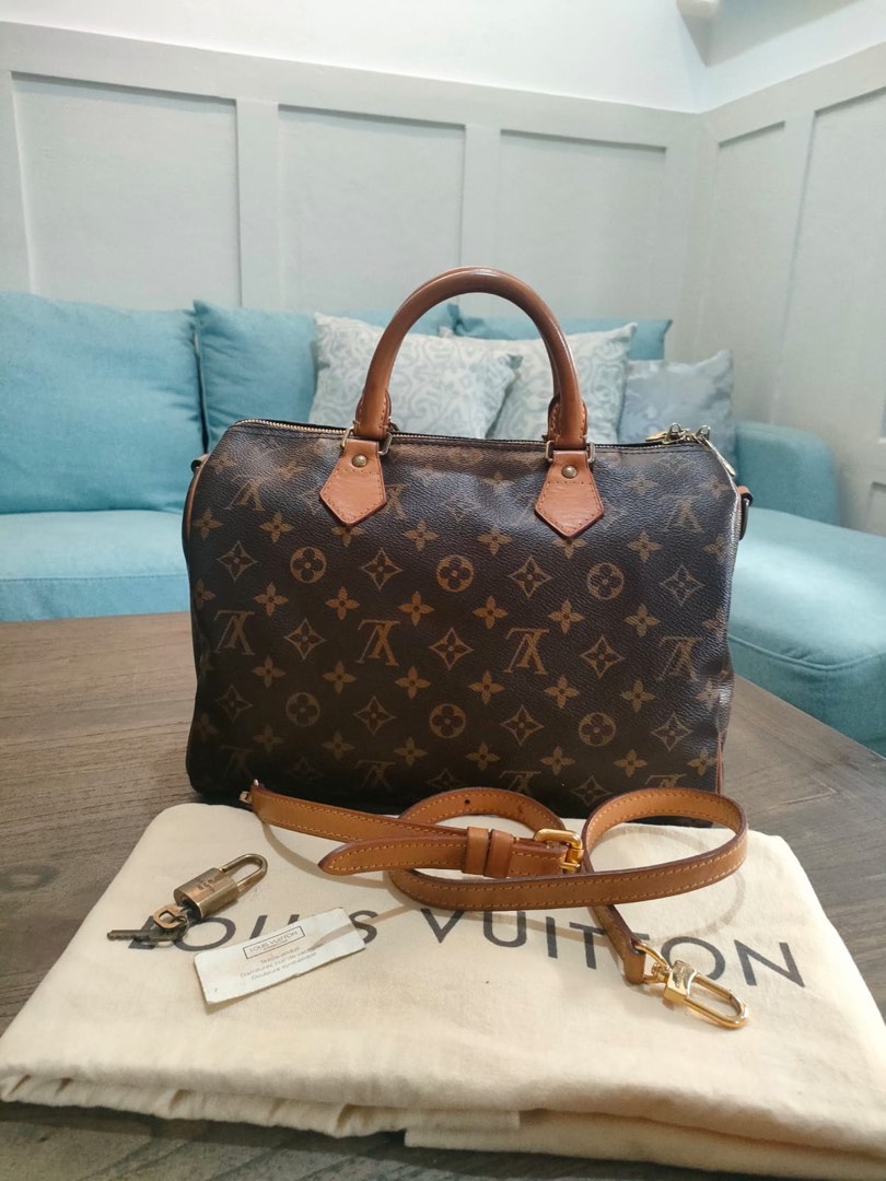 New Louis Vuitton speedy bandou 20 monogram wide strap, Barang Mewah, Tas &  Dompet di Carousell