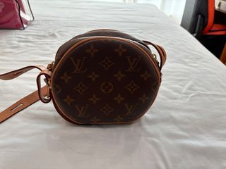 💯 Authentic LV, Monogram Nice Nano Vanity Bag, Luxury, Bags & Wallets on  Carousell