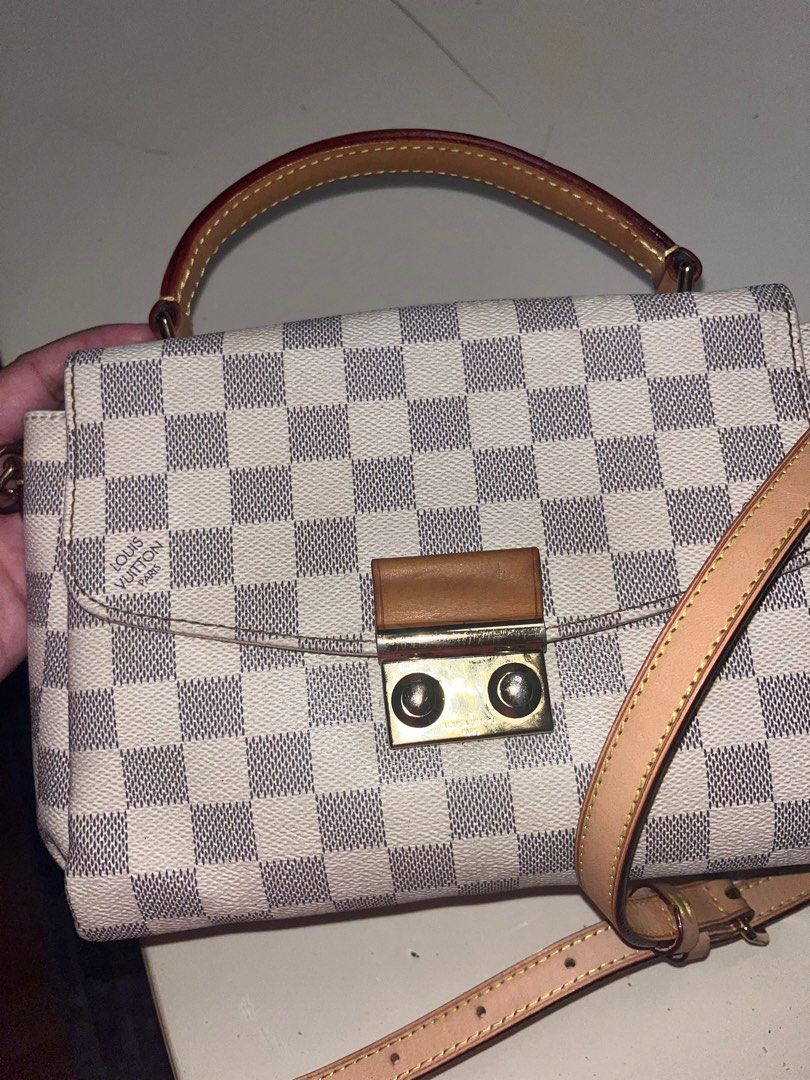 LOUIS VUITTON CROISETTE 1 YEAR REVIEW + WEAR & TEAR!