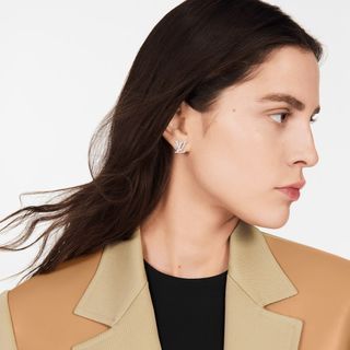 Shop Louis Vuitton 2021-22FW Essential v stud earrings (M63208, M80139,  M68153) by Maisondesoeur