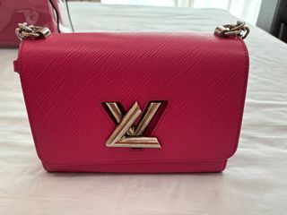 CNY SALES!❤️ FULLSET LV Twist MM in Red with Silver hardware Louis Vuitton