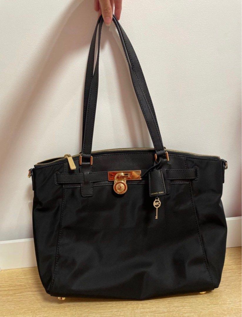 Michael kors 2025 hamilton nylon backpack