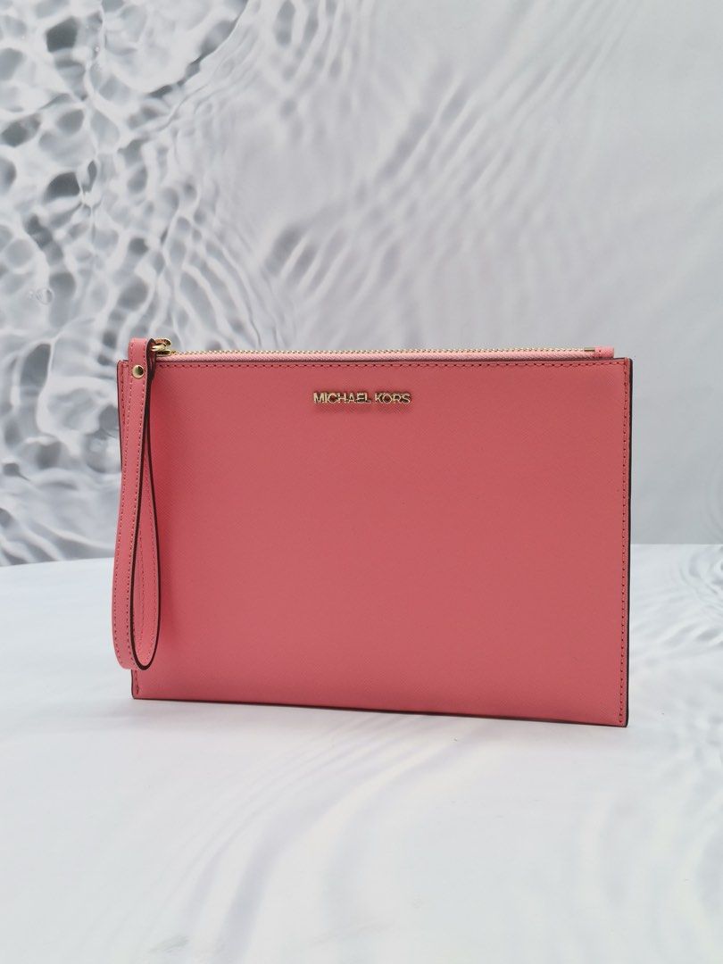 MICHAEL KORS JET SET X LARGE PINK ZIP GOLD HARDWARE CLUTCH Luxury