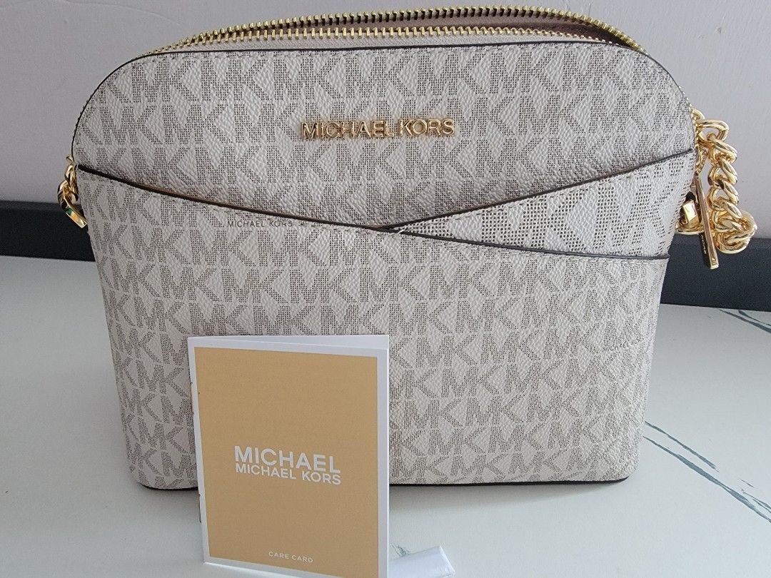 MK Jet Set Travel Vanilla