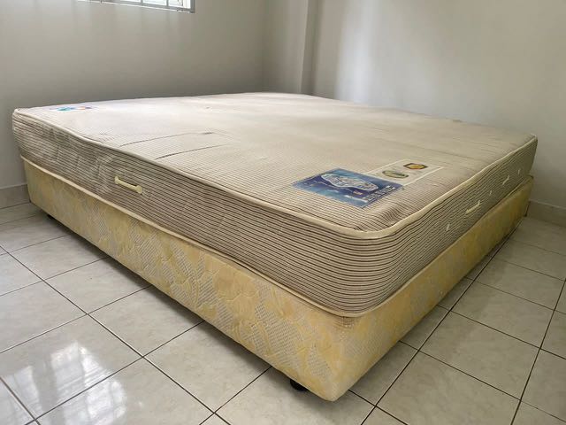Affordable king size mattress hot sale