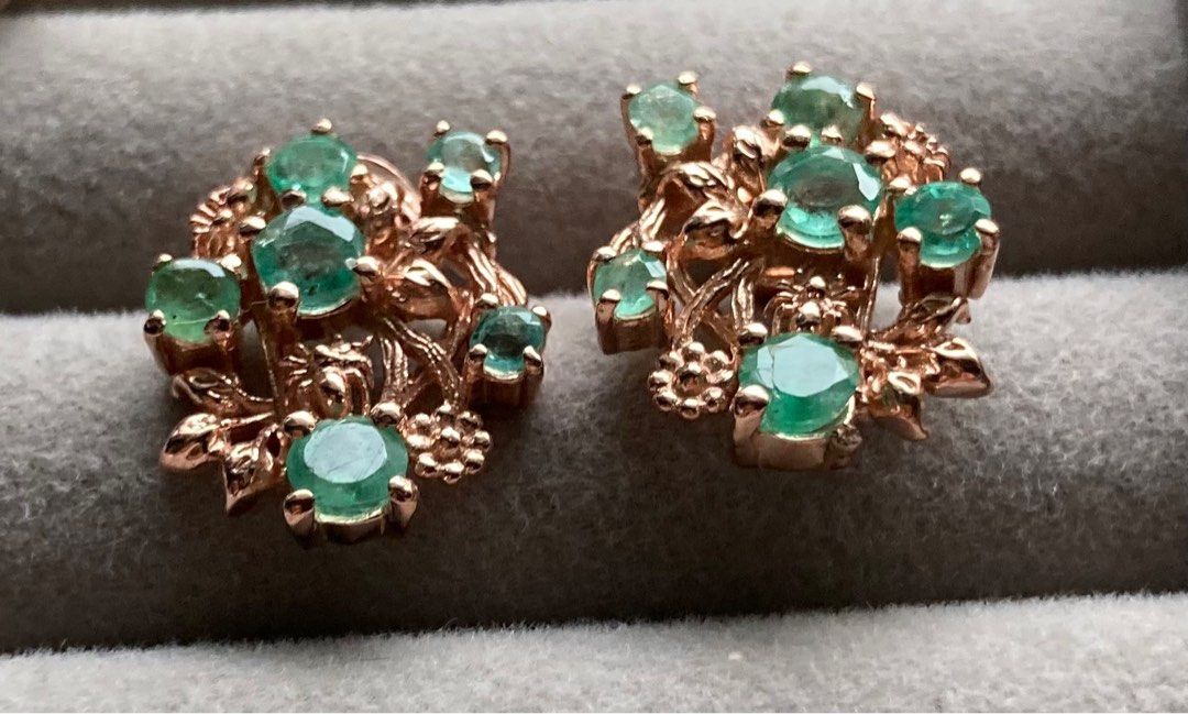 Genuine emerald cheap stud earrings