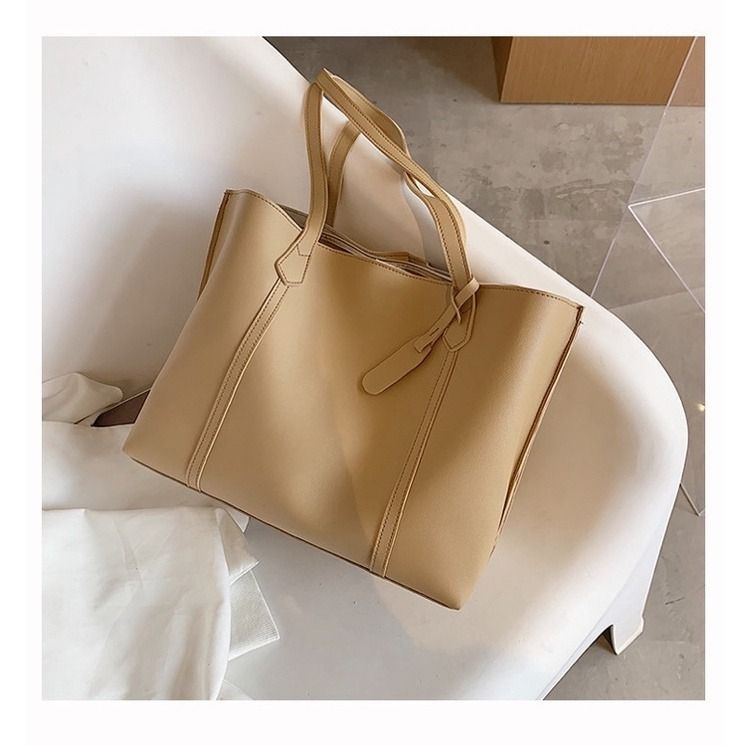 New trendy clearance bags