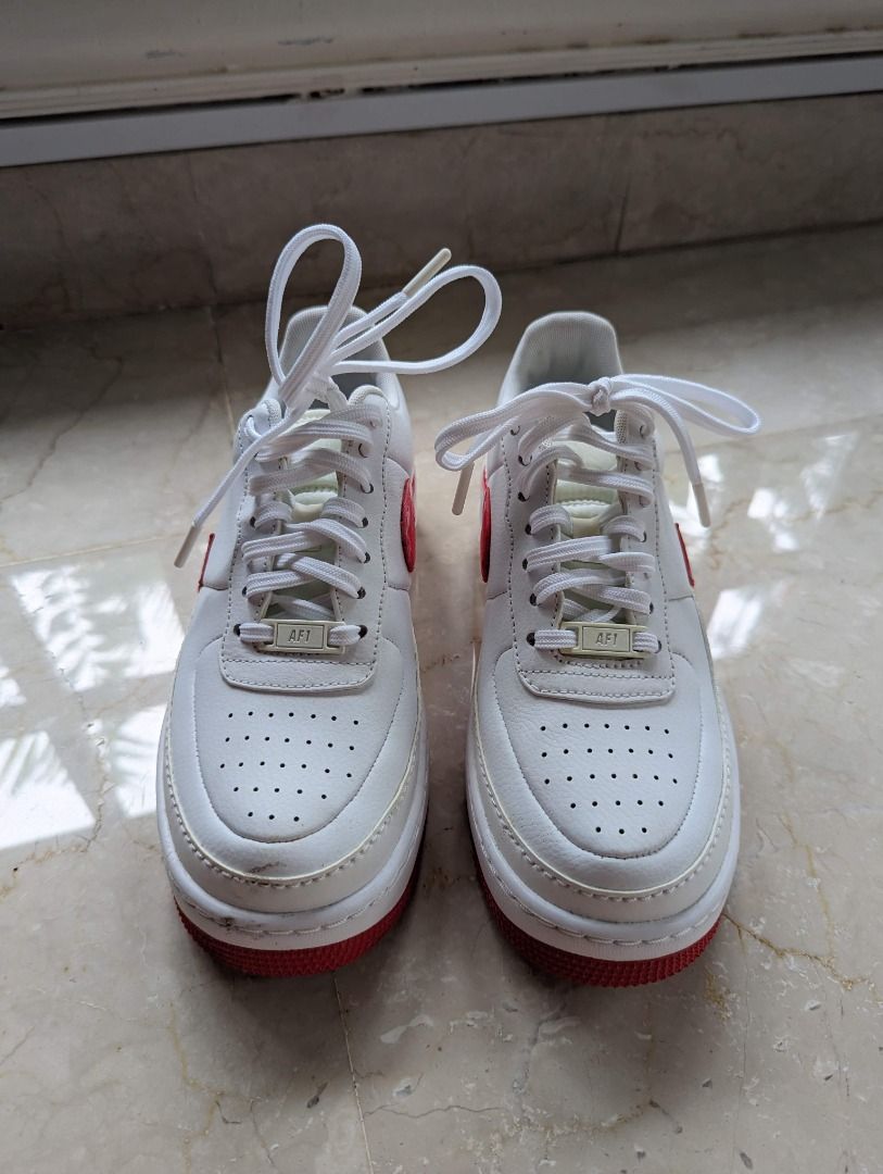 Nike air force 1 jester red top