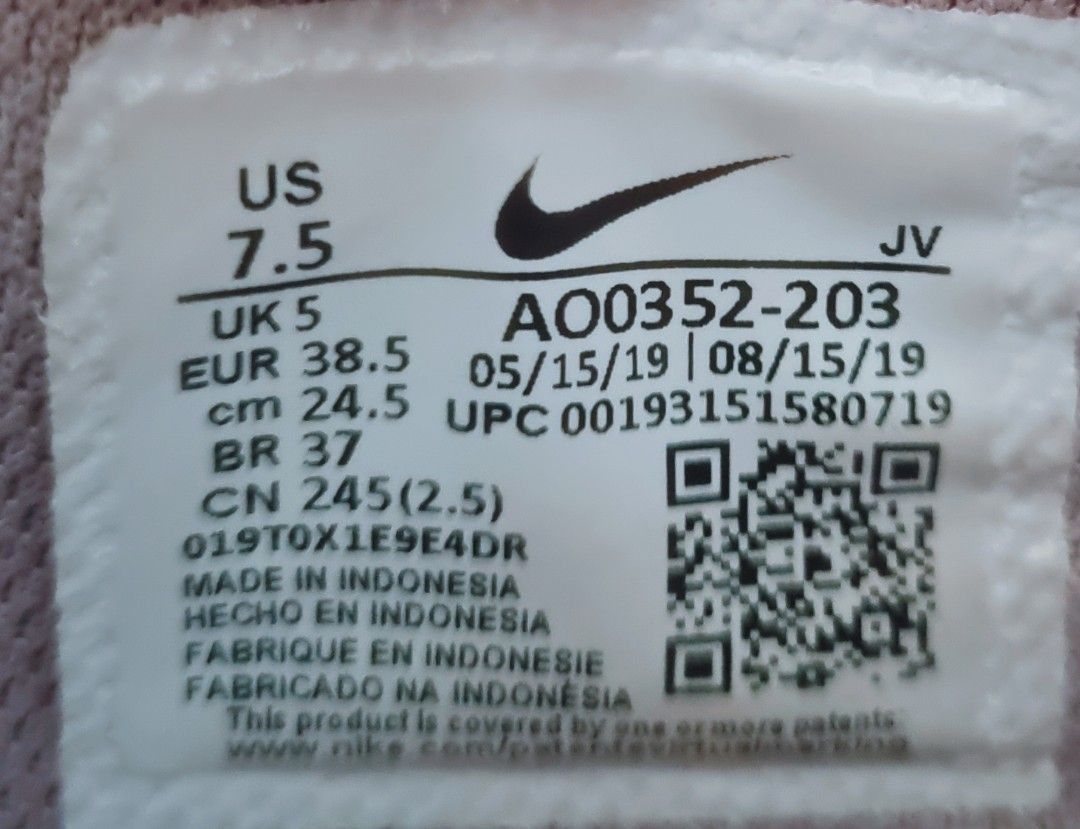 Nike a00352 hotsell