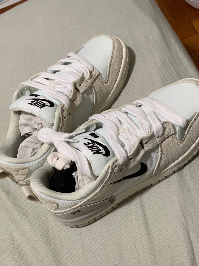 dunk low disrupt sneaker nike