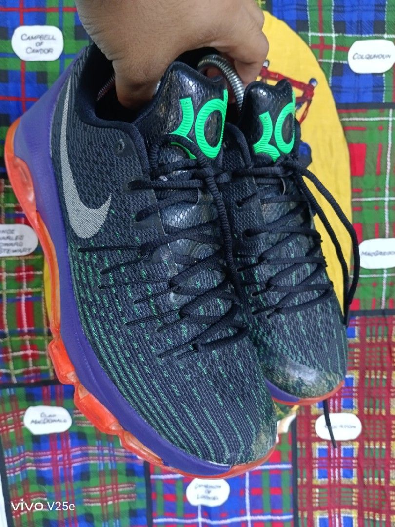 Kd 8 vinary store