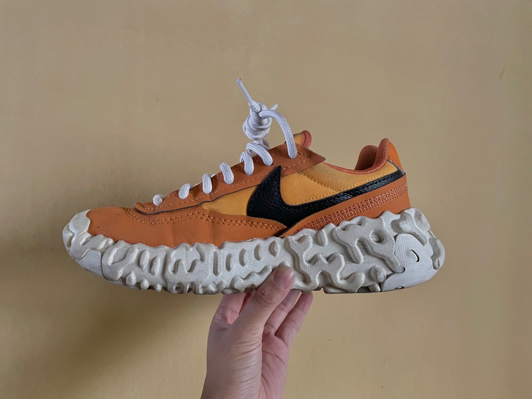 NIKE OVERBREAK