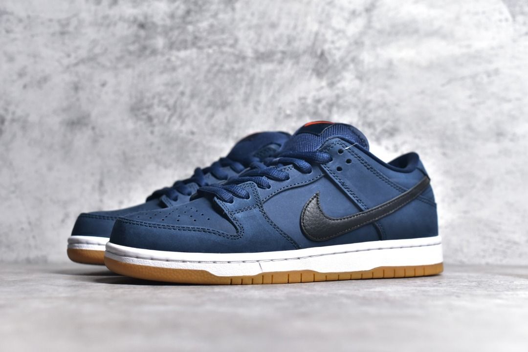 Nike SB Dunk Low Navy Black Gum shoes