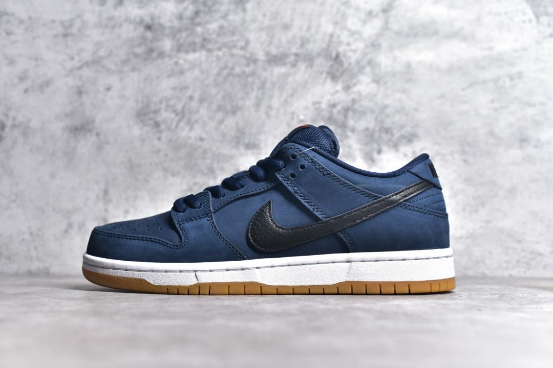 Nike SB Dunk Low Navy Black Gum shoes