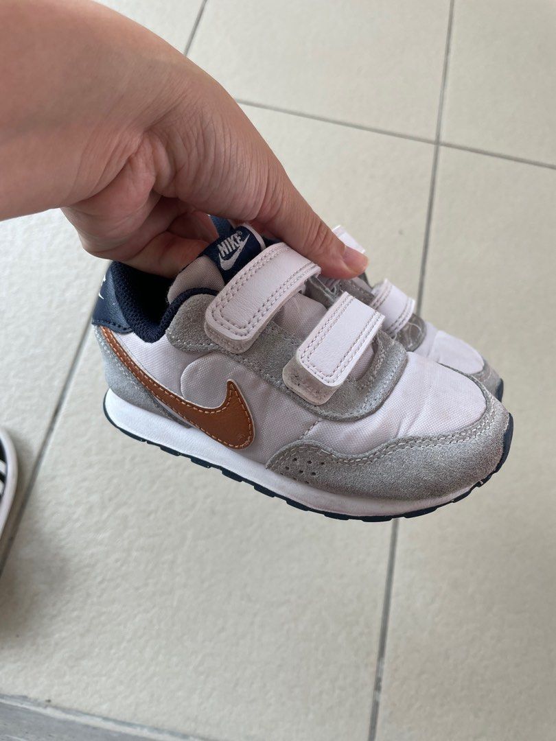 Us 8c best sale shoe size age