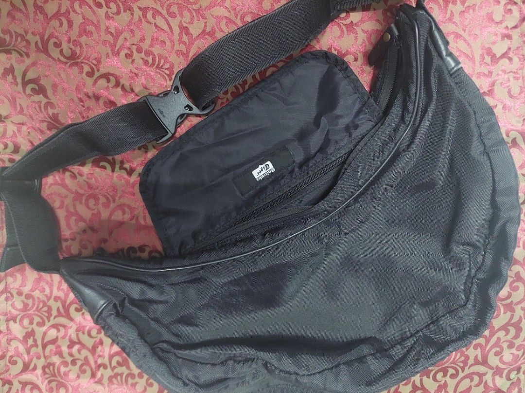 Onitsuka tiger sling bag clearance