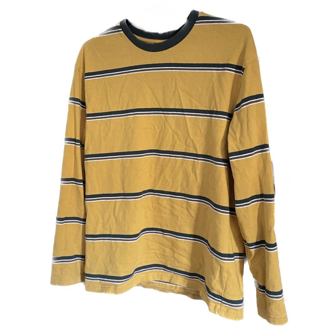 Oversized Spao striped long sleeves (Category: Tshirts & Polo Shirts ) located in Cainta. Submitted by andreaaadom (Listing ID 1260651418, Image 1). Description: Spao stripes long sleeves Color: Mustard yellow Size: Oversized small can fit medium Used twice only Bought in Korea In great condition.