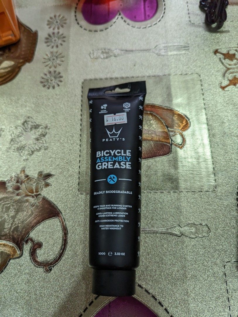 Peaty's bicycle assembly grease !, Sports Equipment, Bicycles & Parts