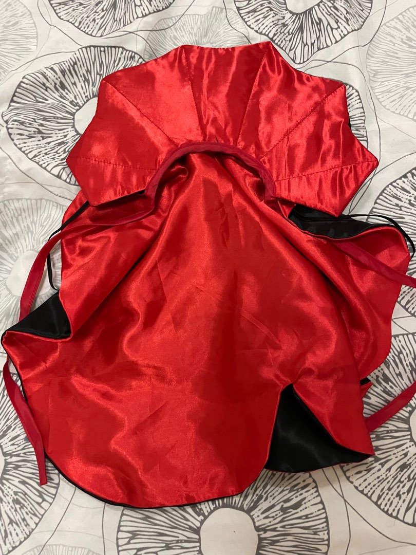 Pet Dracula Cape Costume, Pet Supplies, Homes & Other Pet Accessories