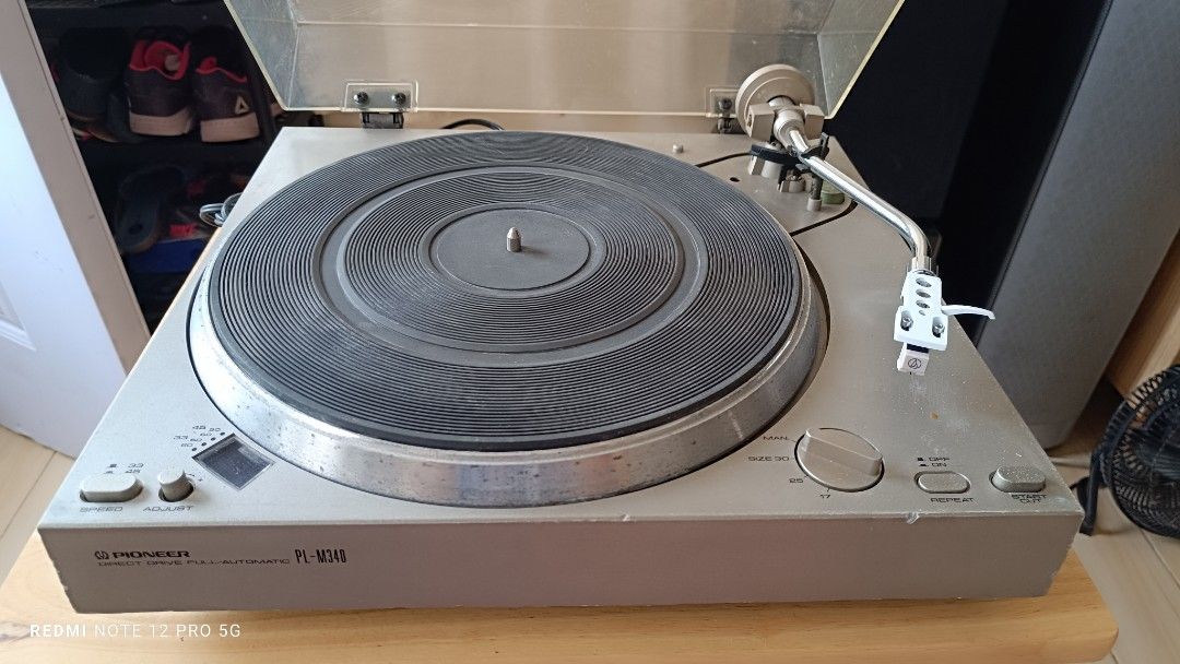 Pioneer Phono Model:PL-M340 (Category: Portable Music Players) located in Cavite. Submitted by boywong20 (Listing ID 1260725297, Image 1). Description: Pioneer Turntable Model: PL-M340 Complete parts Issue: Dead set. No power.