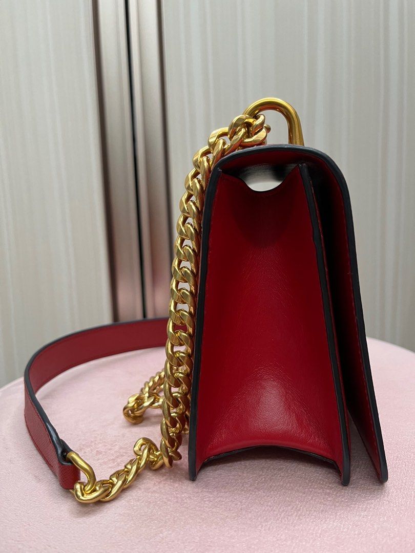 Red crossbody bag sales with gold chain