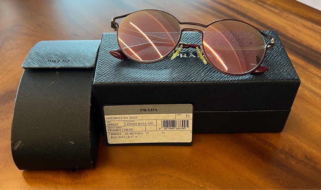 Prada sunglasses spr62s online