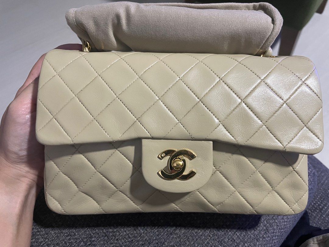 Classic chanel bag clearance beige