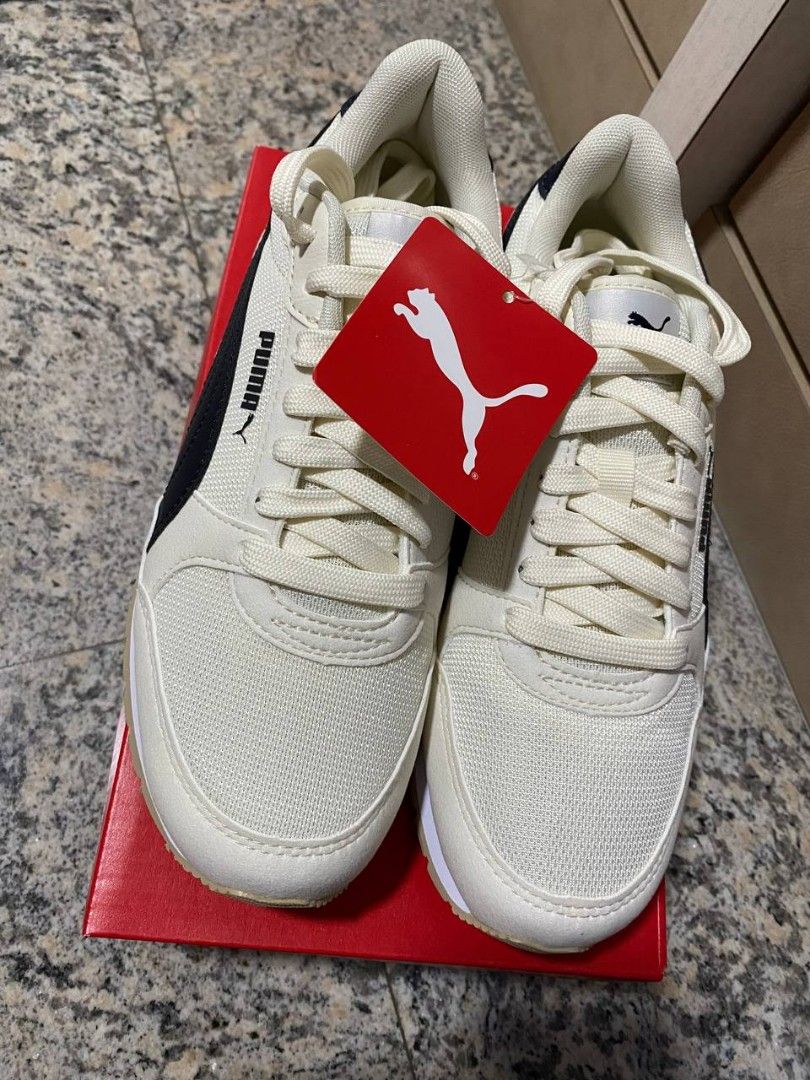 Brand new beige and navy Puma soft foam optimal comfort sneakers