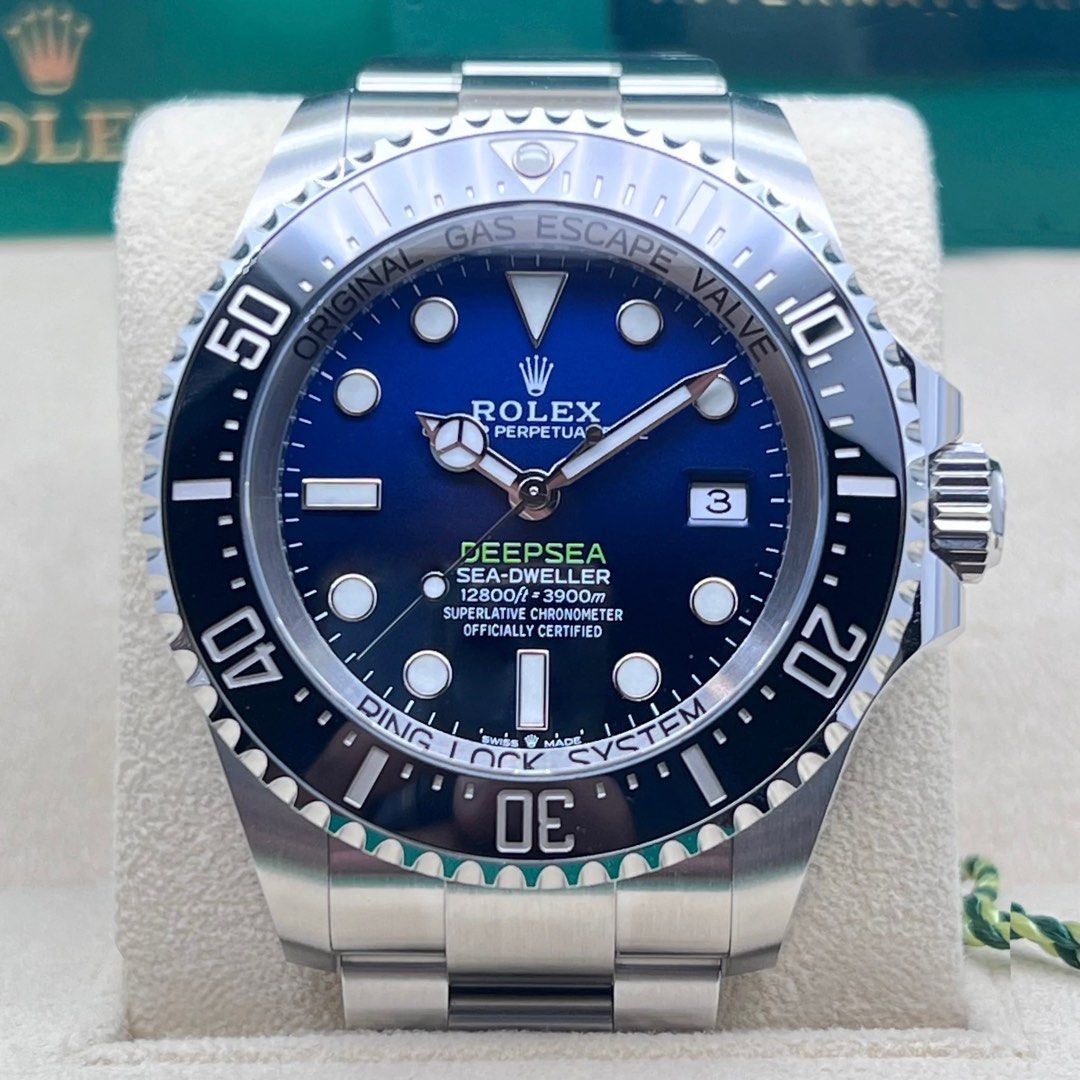 Rolex connected top