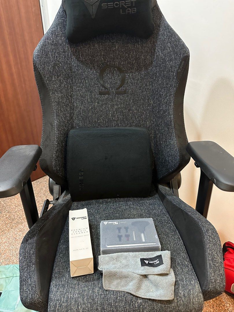 Secretlab omega store 2020 black