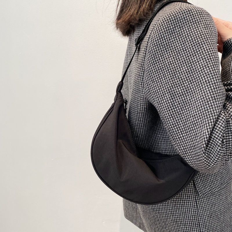 SG stock] Dumpling bag Uniqlo Style Cross body bag Tote bag sling