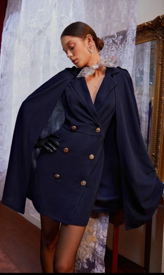 Cape coat dress 2025