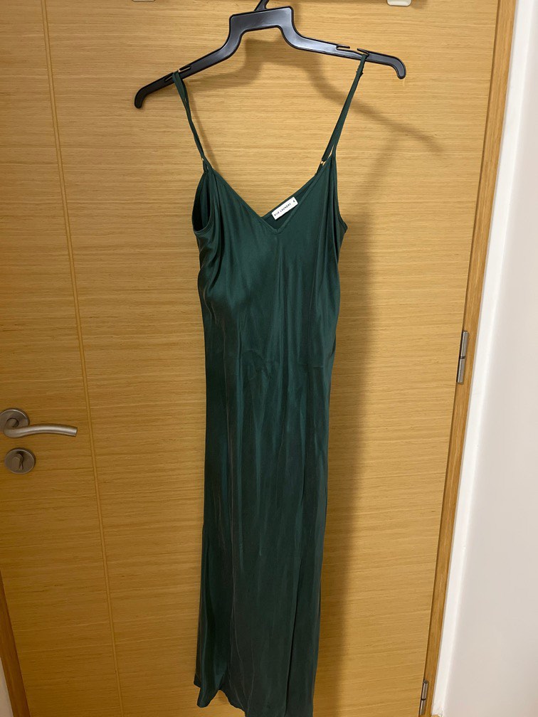 Silk laundry slip dress, Women's Fashion, Dresses & Sets, Dresses on