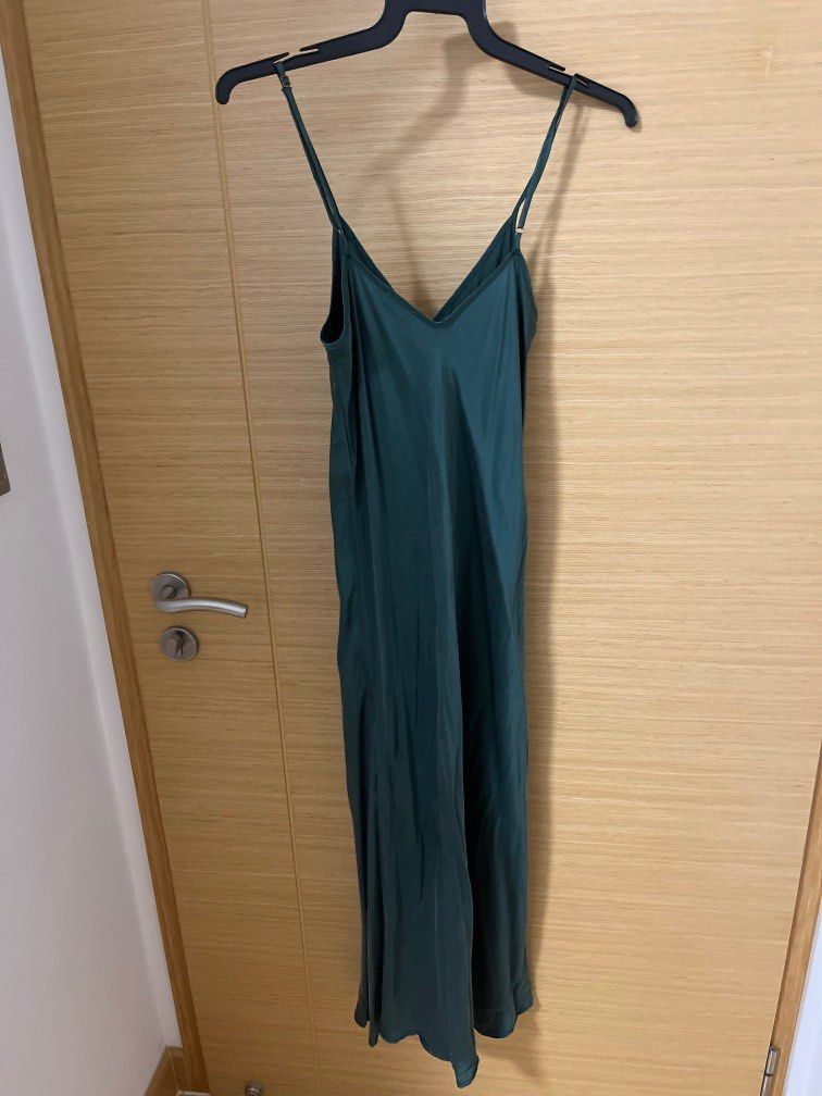 Silk laundry slip dress, Women's Fashion, Dresses & Sets, Dresses on