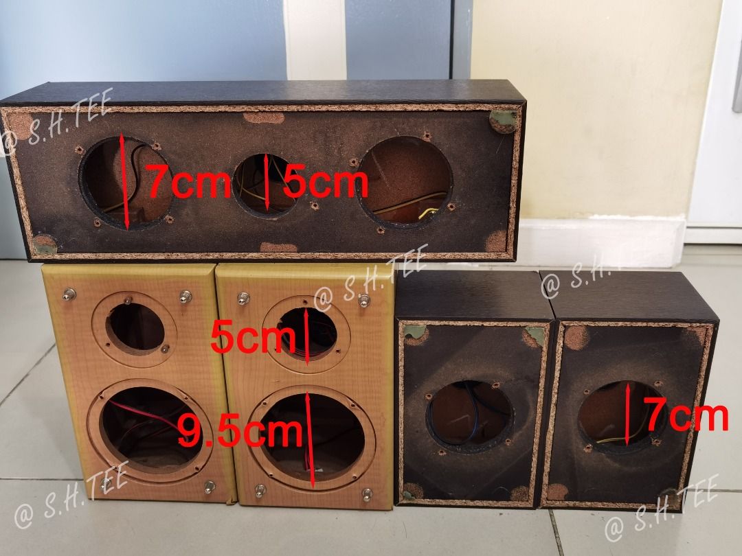 Custom made speaker boxes top