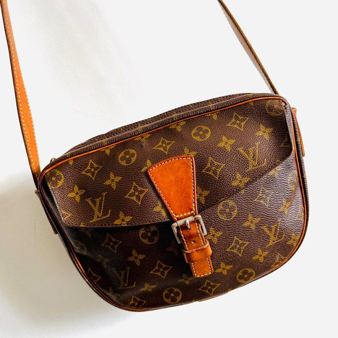 Authentic lv louis vuitton jeune fille pm size sling bag, Luxury, Bags &  Wallets on Carousell