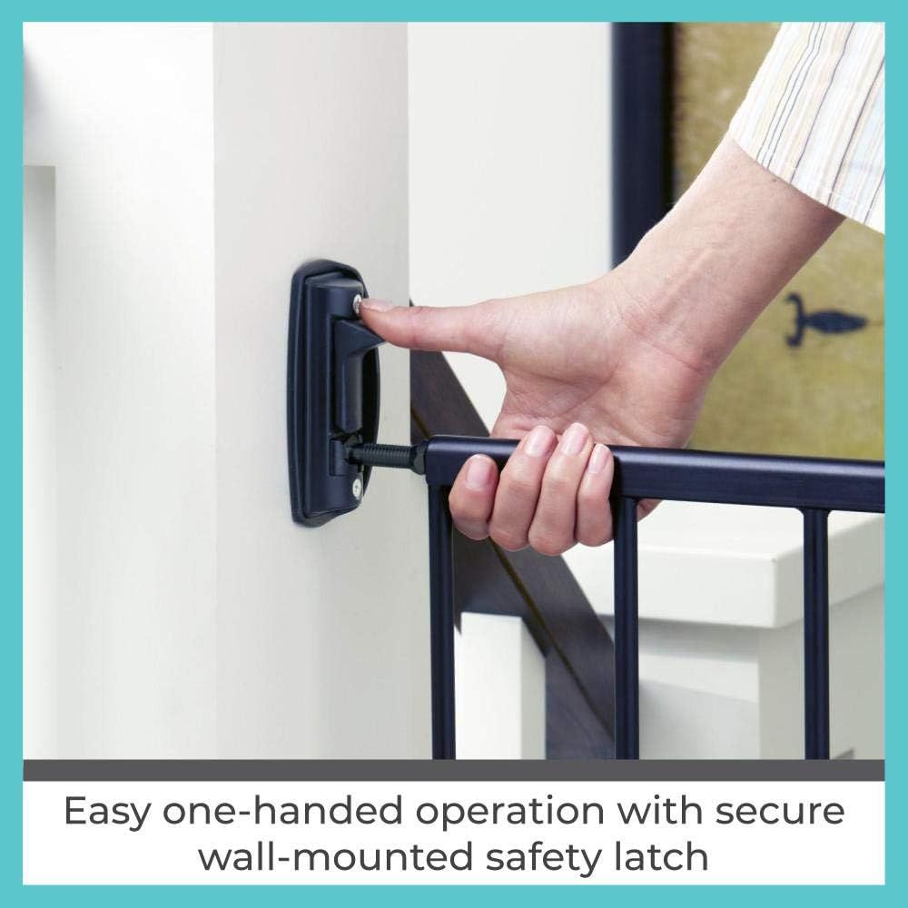 Easy swing and lock gate top