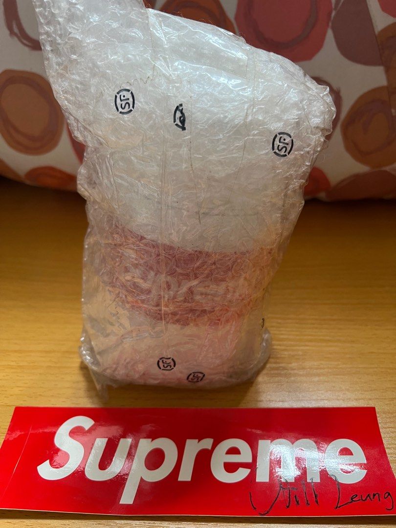 Supreme Thermos Stainless King Food Jar and Spoon White, 傢俬＆家居, 廚具和餐具,  食物整理及儲存- Carousell