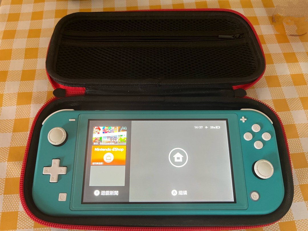 Switch Lite 本体➕充電器！！-