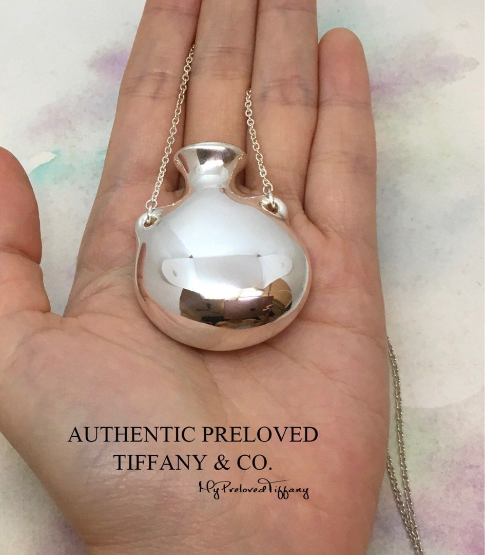 Charitybuzz: Tiffany & Co Elsa Peretti Bottle Pendant