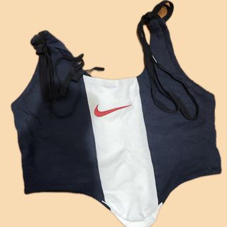 （分類：）位於 。 由 thrifty.512 提交（商品編號 1260792350，圖片 1）。簡介： 。