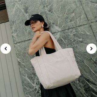 GUESS Shoulder Bags  Little Bay Shoulder Bag Black - Womens — By Glitter