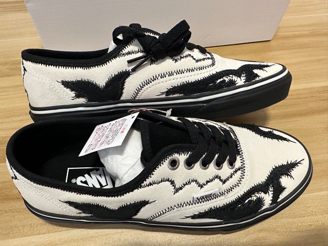 Toga Archives x Vans